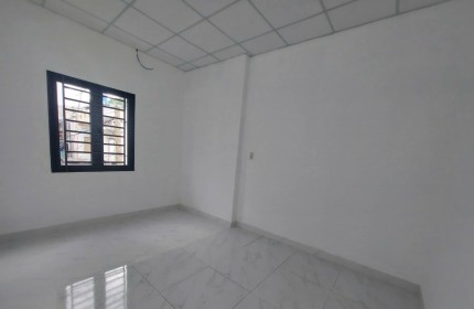 Nhà mới đón Tết-90m2 -2 lầu- Ô tô đến nhà- Gần chợ Thủ Đức- 5.9 tỷ